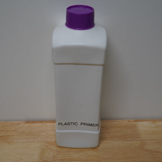 Plastic primer (1 liter)