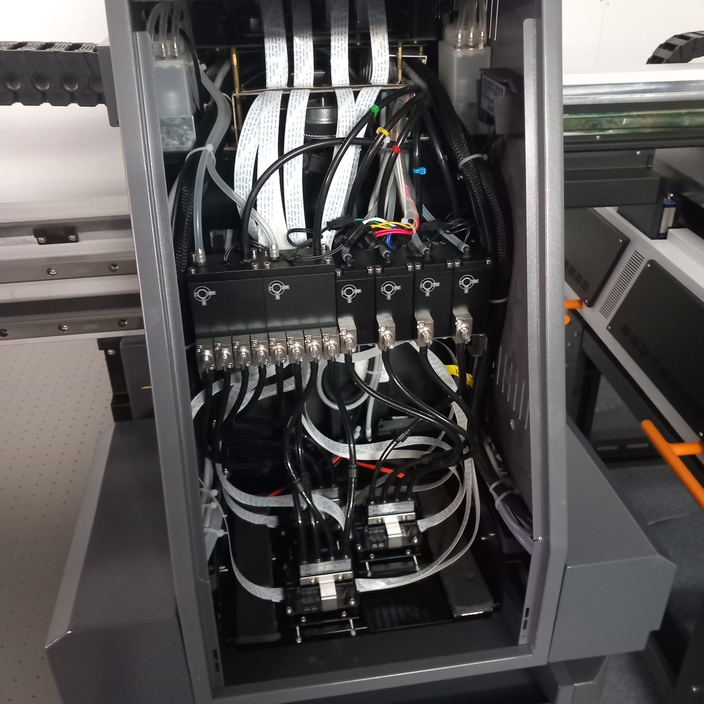 A1 XL Heavy Duty UV-printer (printoppervlakte 70x100 cm)